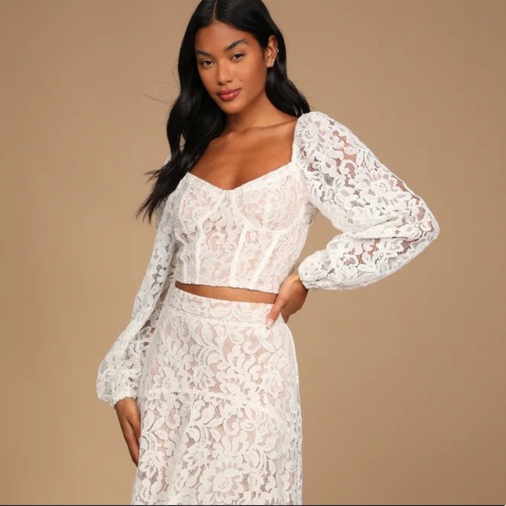 Lulus Real Romance Ivory Lace Long Sleeve Bustier Crop Top size L
